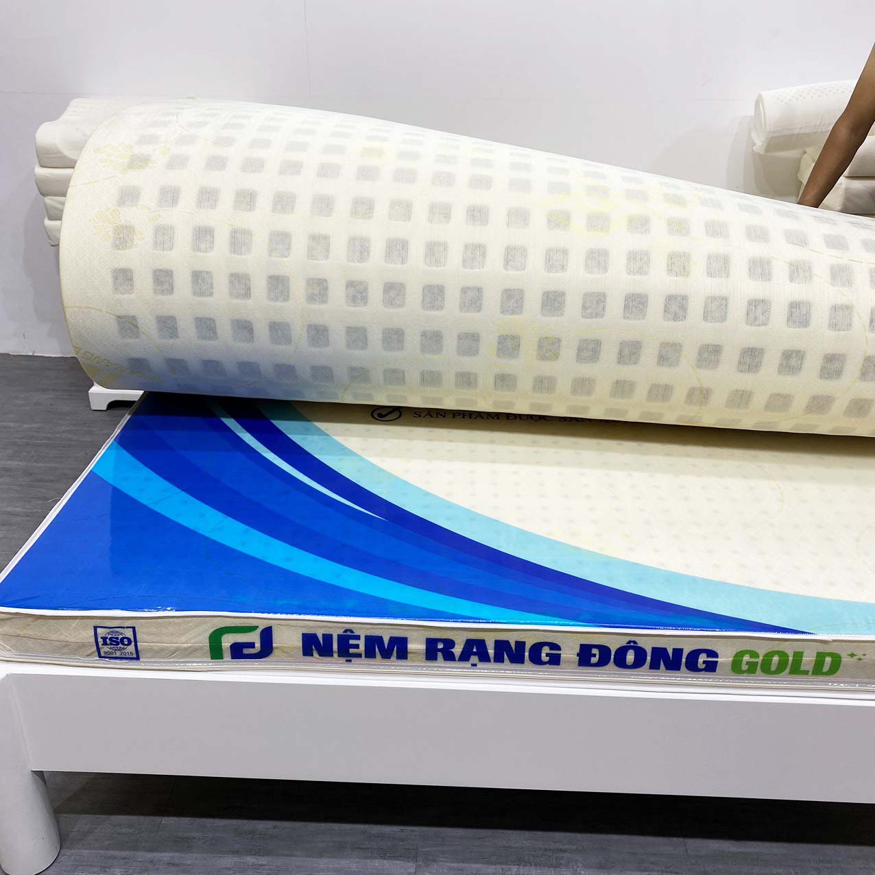 Nệm Cao Su Rạng Đông Gold - Ảnh 3